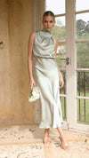 Satin halterneck kleid - elegante abendrobe