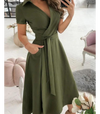 Midi wickelkleid - stilvolles grünes kleid mit bindegürtel