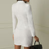 Taillierte blazer-kleid – stilvolle damen-büromode