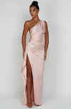 Ein-schulter kleid - exquisites abendkleid mit schicker hohslit