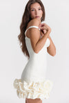 Damen minikleid - schickes outfit mit rüschen saum